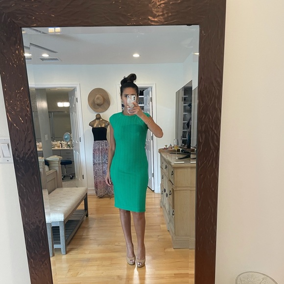 Dresses & Skirts - Pencil dress